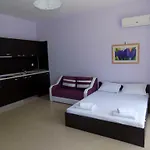 Апартамент Grand Kamelia